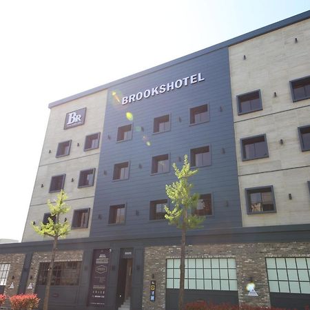 Brooks Hotel Tongyeong Zewnętrze zdjęcie