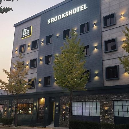 Brooks Hotel Tongyeong Zewnętrze zdjęcie