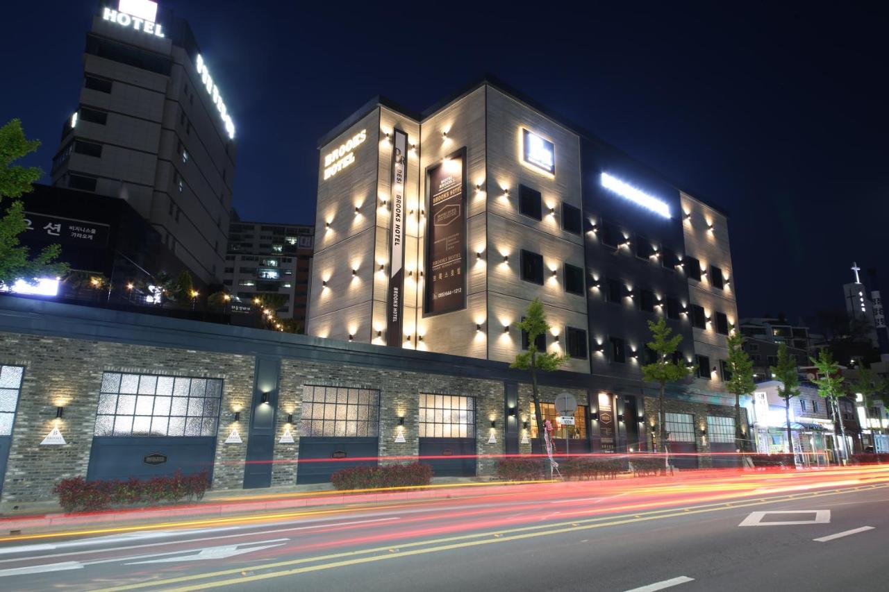 Brooks Hotel Tongyeong Zewnętrze zdjęcie